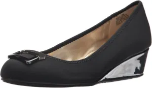 Bandolino Women's Tad Pump