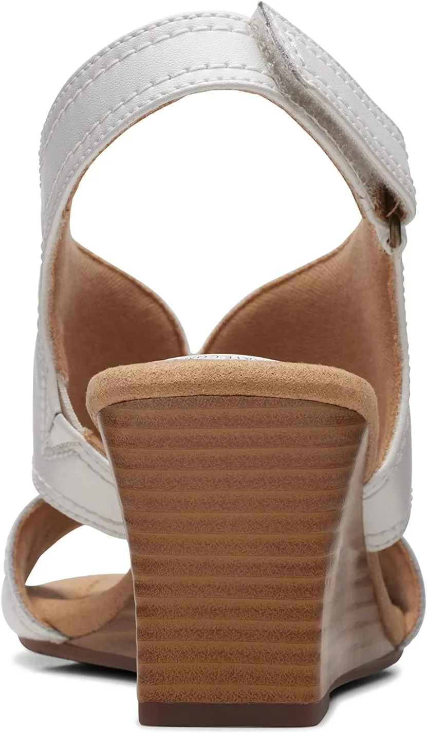 Clarks Womens Kyarra Aster Leather Wedge Sandals
