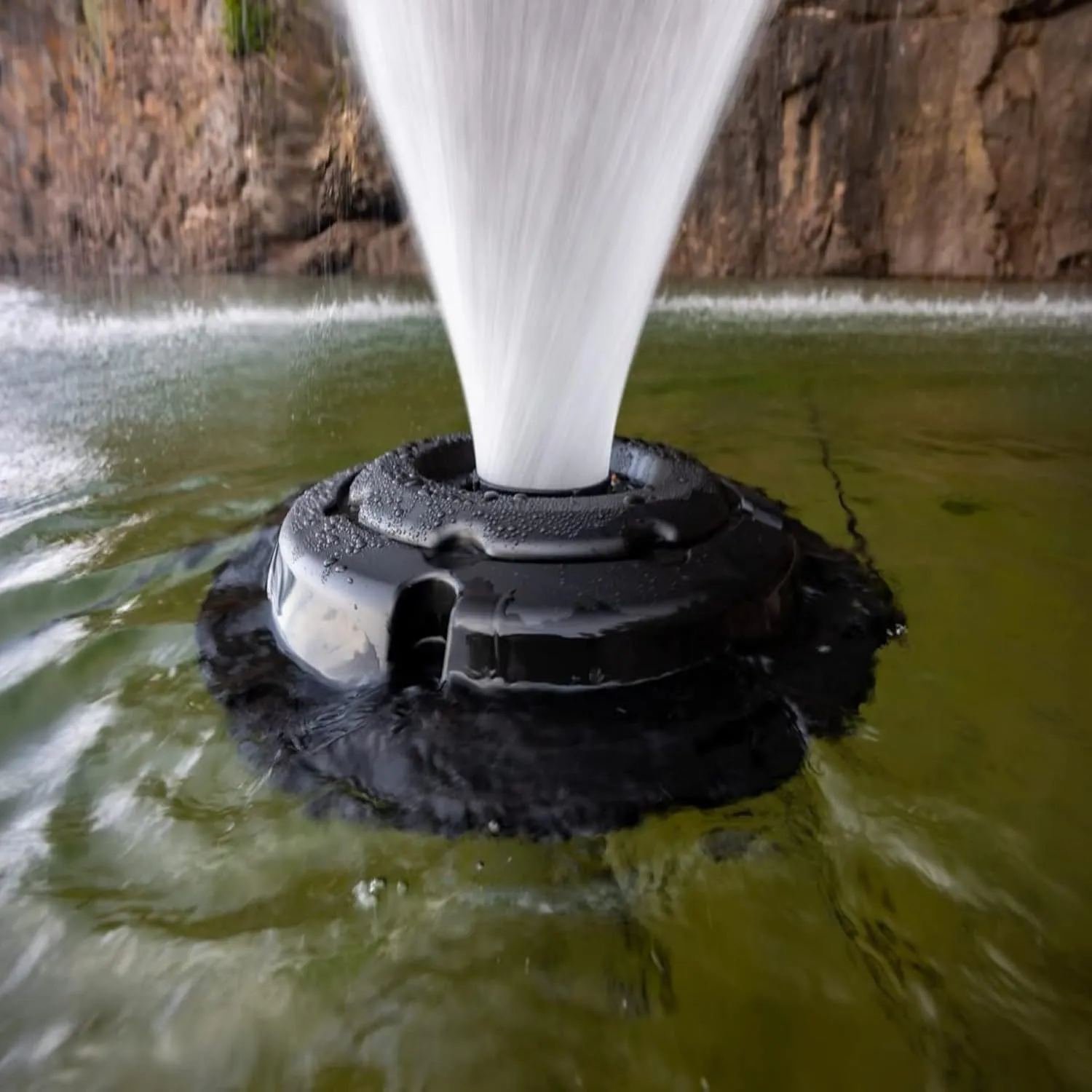 Kasco VFX Series Aerating Pond Fountain - 1 Horse Power 240V Single Phase with 250 ft Electric Power Cord | Pond Aerator Pump for Ponds & Lakes | Efficient Pond Aeration Systems