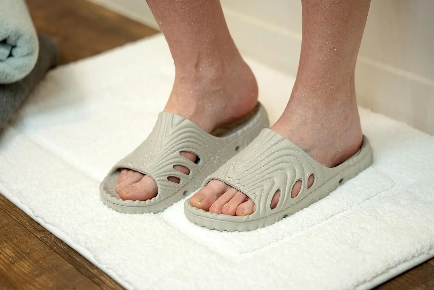 Shower Shoez Mens and Womens Non-Slip, with Side Drain Holes and Arch Support, Gym, Pool, Beach, Dorm Shower Sandal Slides