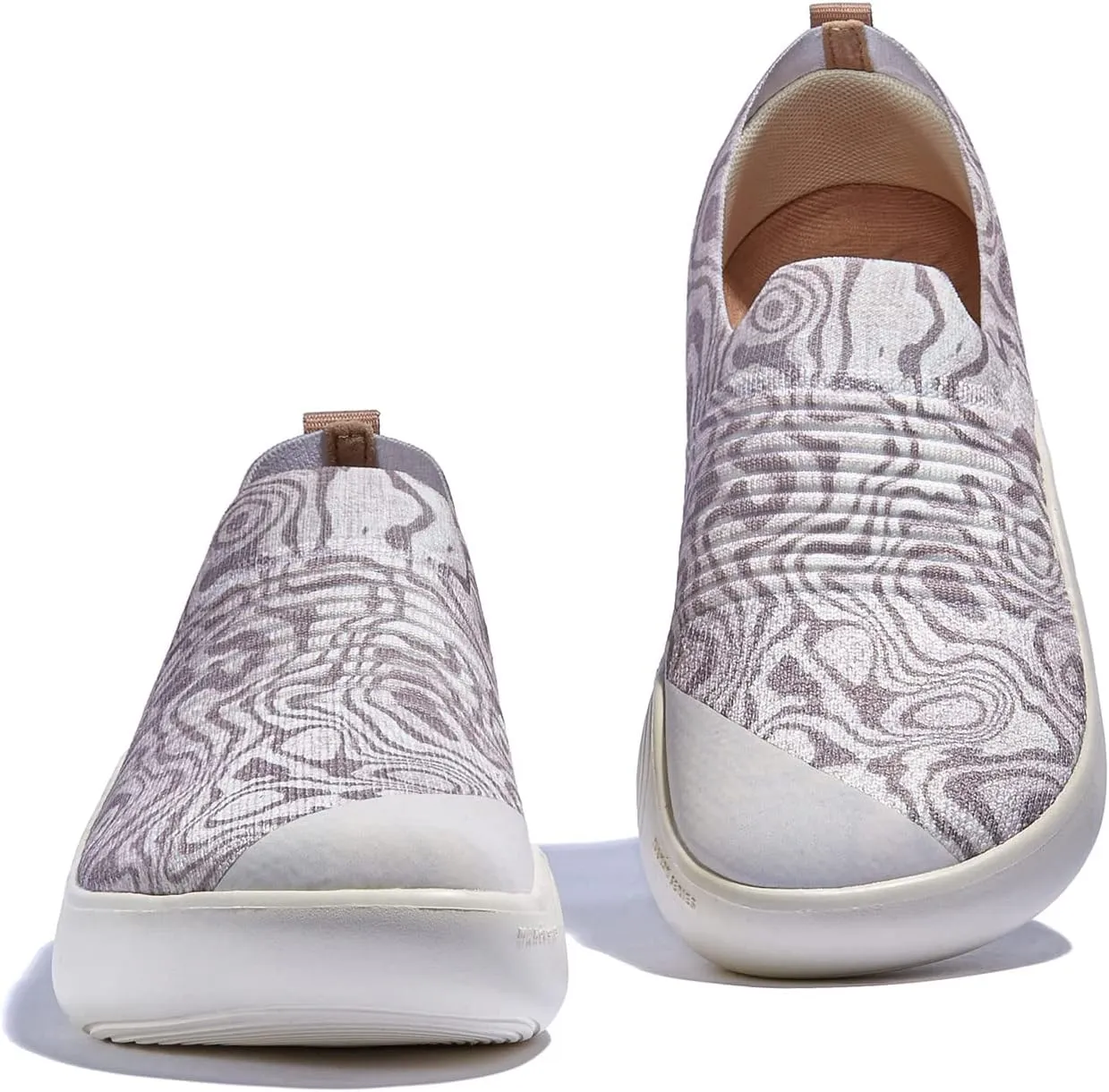 UIN Women's Slip On Walking Shoes Art Travel Lightweight Comfort Fashion Sneaker Mahon Series