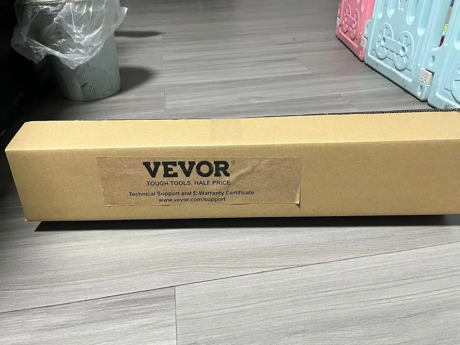 VEVOR Hydraulic Long Ram Jack, 3 Tons/6600 lbs Capacity, with Single Piston Pump and Clevis Base, Manual Cherry Picker w/Handle, for Garage/Shop Cranes, Engine Lift Hoist, Red