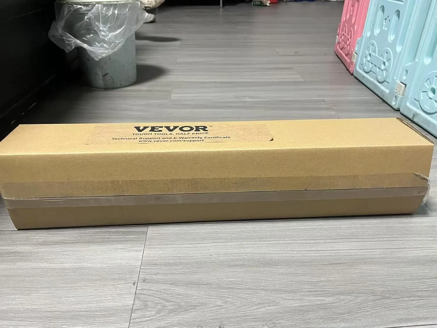 VEVOR Hydraulic Long Ram Jack, 3 Tons/6600 lbs Capacity, with Single Piston Pump and Clevis Base, Manual Cherry Picker w/Handle, for Garage/Shop Cranes, Engine Lift Hoist, Red
