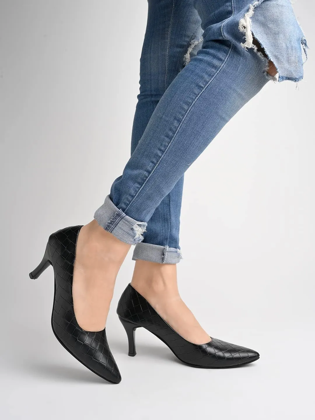 Women’s Classic Black Heels – Pointed Toe High Heel Pump – Elegant Stiletto Heels for Office, Party, or Evening Wear
