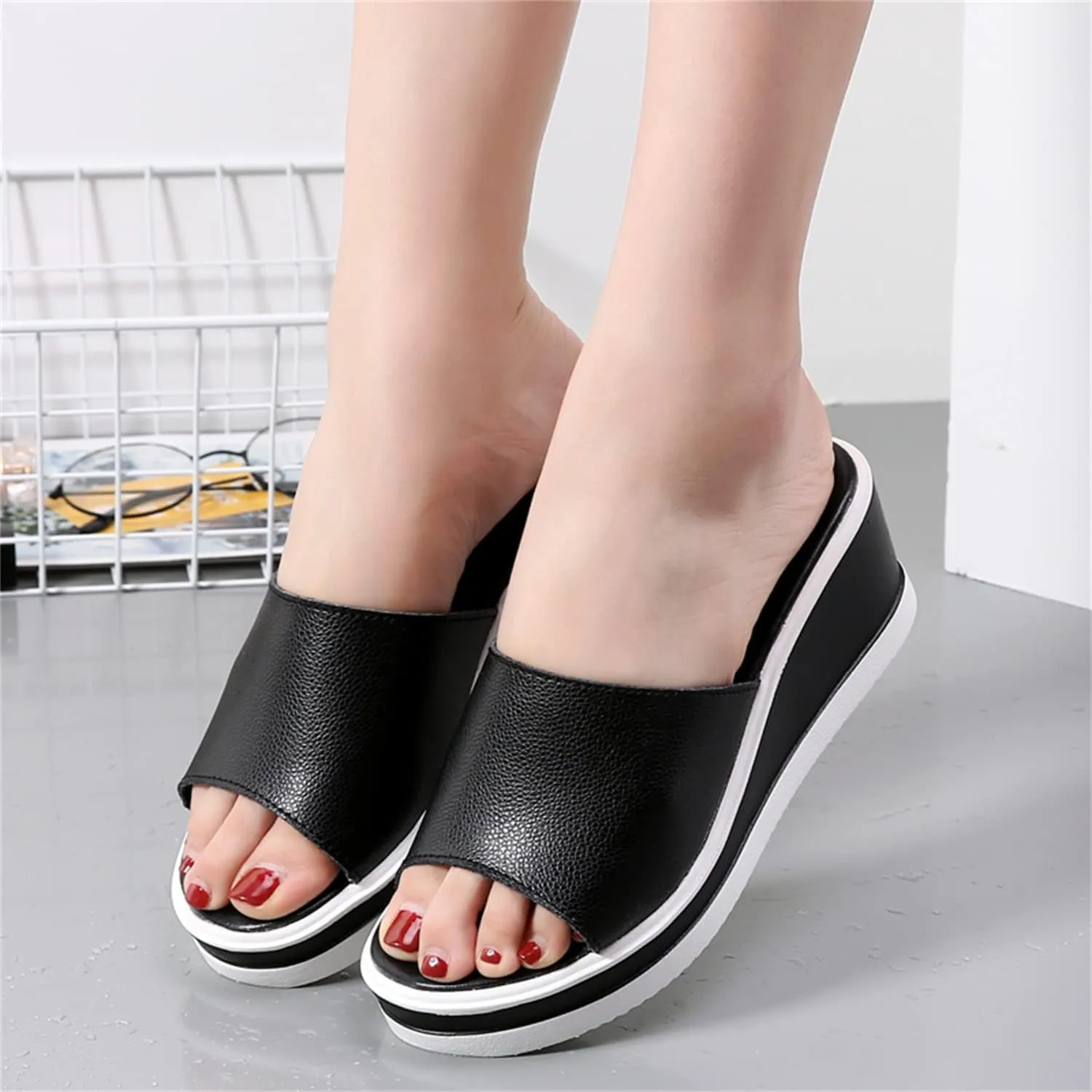 Women's Platform Sandals Casual Fashion Wedge Summer Beach Shoes Comfortable and lightweight slippers for women