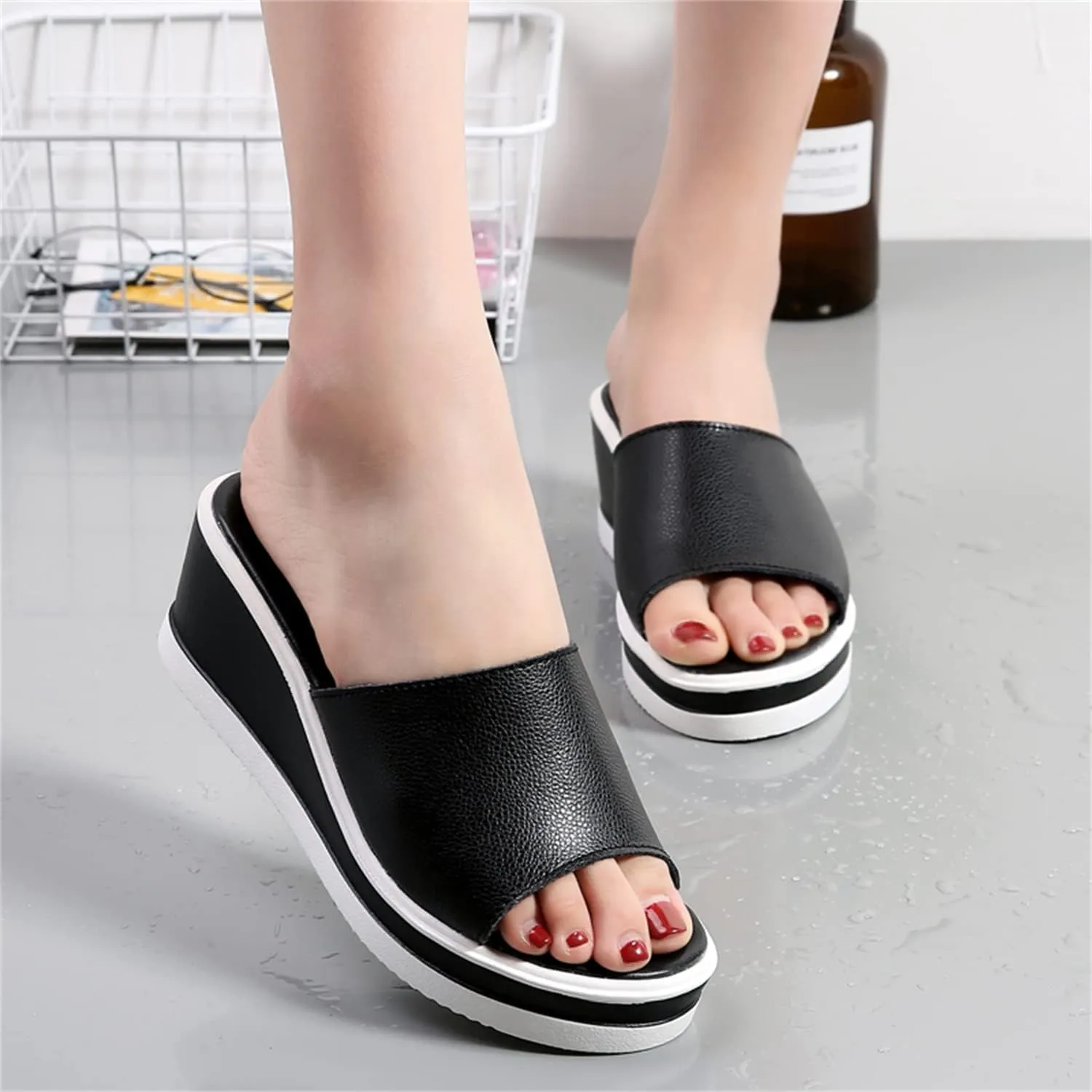 Women's Platform Sandals Casual Fashion Wedge Summer Beach Shoes Comfortable and lightweight slippers for women