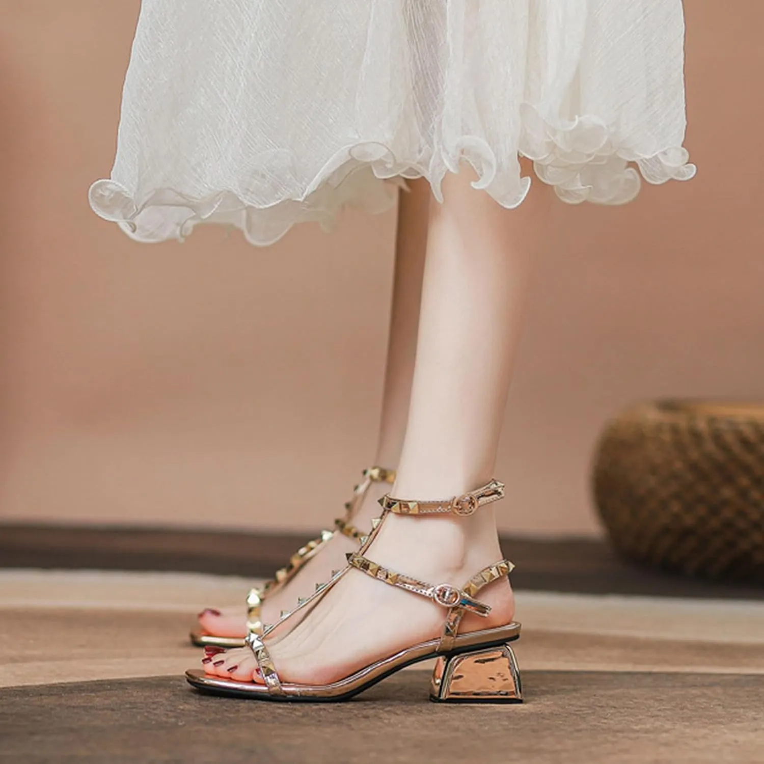 Women's T Strap Studded Chunky Heeled Gladiator Sandals Square Open Toe Thong Adjustable Ankle Strap Mid Block Heel Sandals
